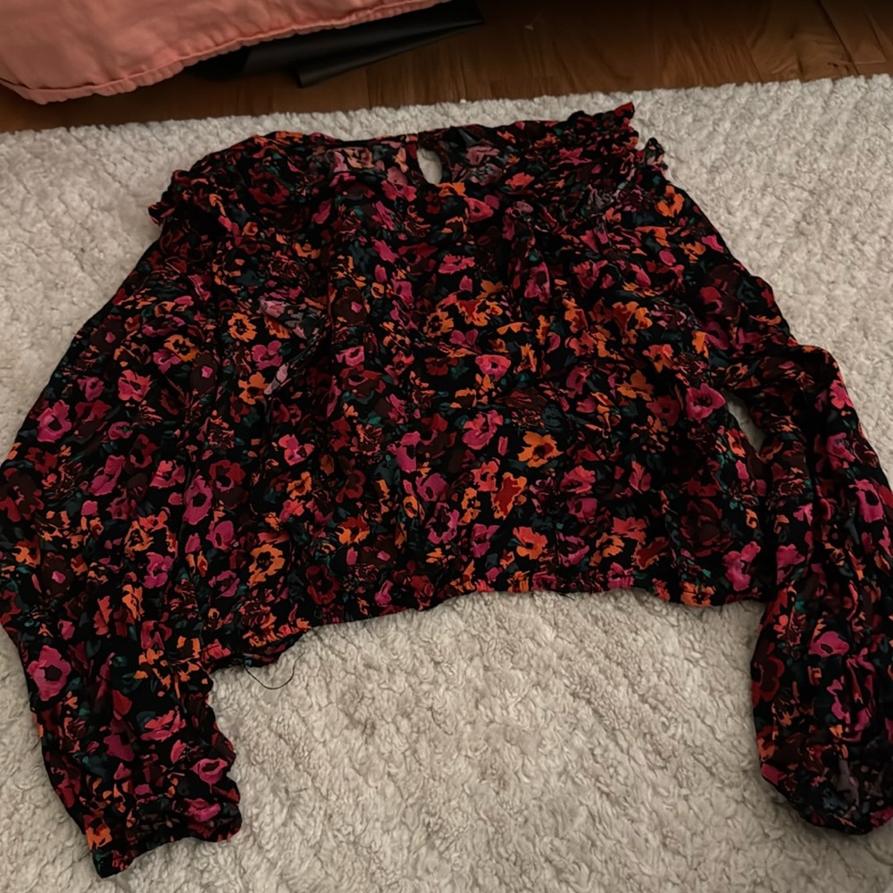 Flower long sleeve blouse
